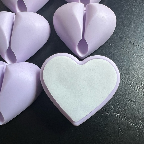 Adhesive HEART Cable cord Management Clips Organizer - set of 6 - Picture 3 of 5